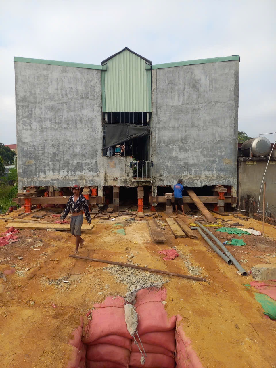 DI DỜI NHÀ - XỬ LÝ NGHIÊNG NHÀ - GIA CỐ MONG